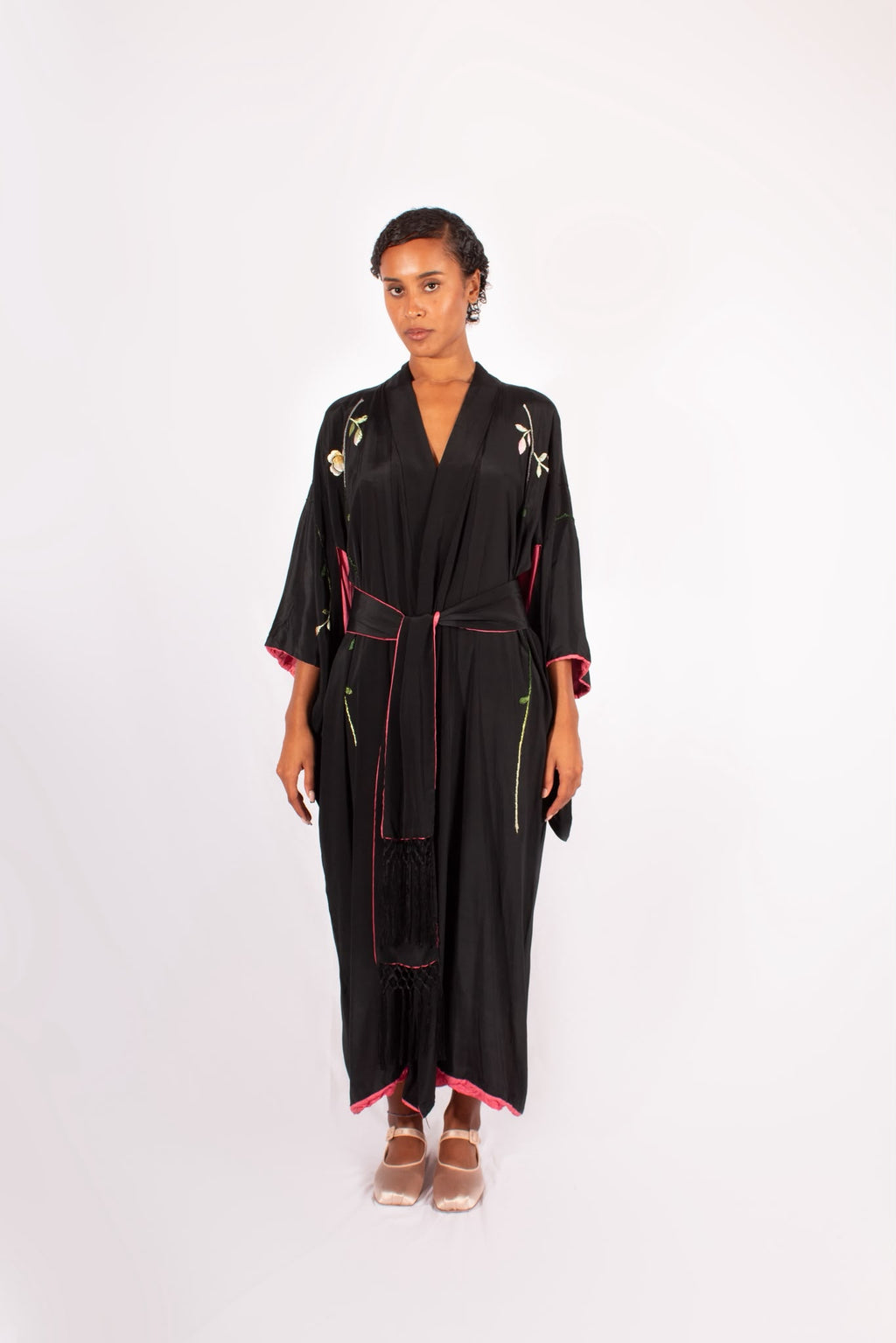 1920s Hand-Embroidered Japanese Silk Kimono