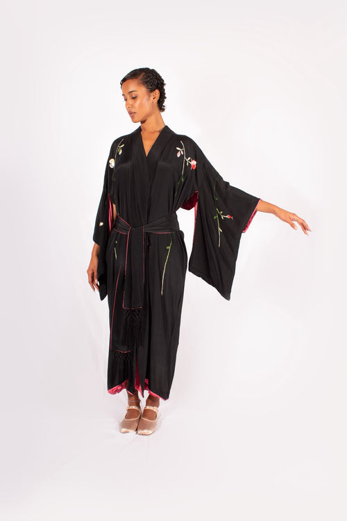 1920s Hand-Embroidered Japanese Silk Kimono